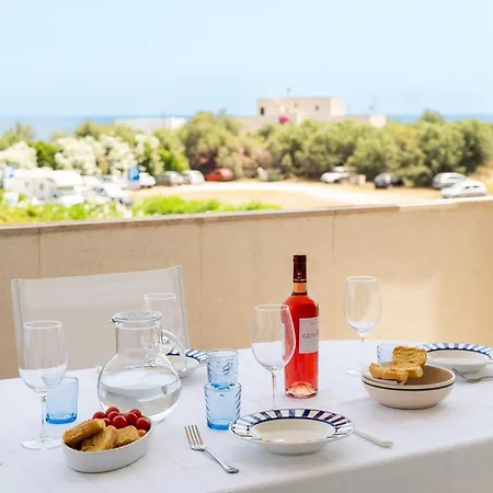 Beachfront With Amazing Sea View Balconies Daire *