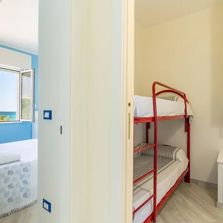 Beachfront With Amazing Sea View Balconies Daire *