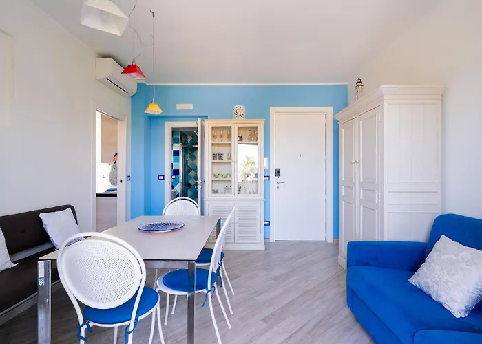 Beachfront With Amazing Sea View Balconies Апартаменты