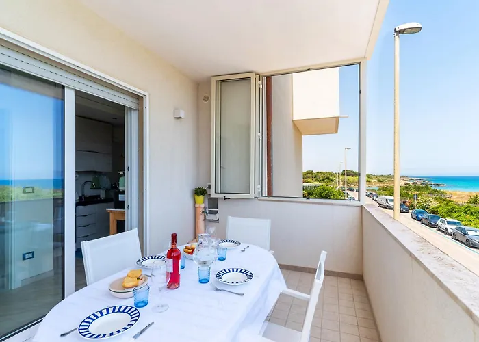 Апартаменты Beachfront With Amazing Sea View Balconies