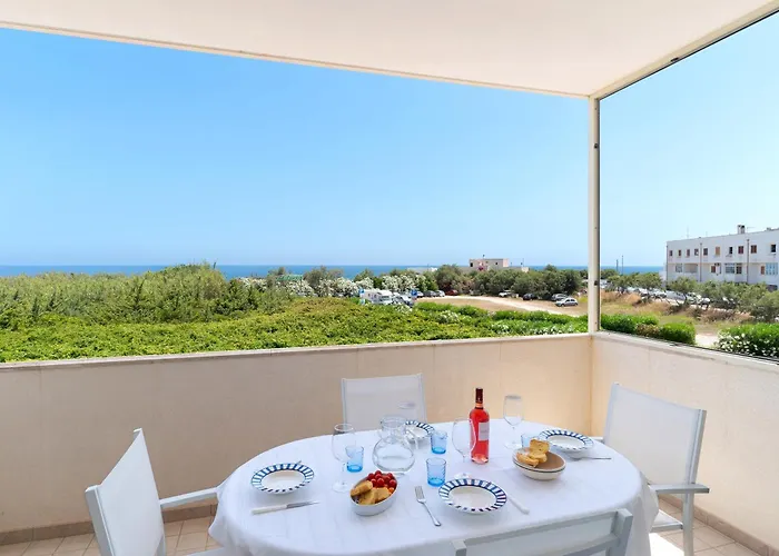 Beachfront With Amazing Sea View Balconies Апартаменты Отранто