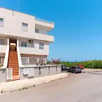 아파트 Beachfront With Amazing Sea View Balconies *