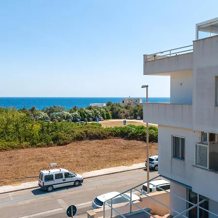 Beachfront With Amazing Sea View Balconies 公寓 奥特朗托