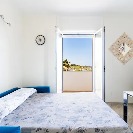 公寓 Beachfront With Amazing Sea View Balconies 奥特朗托